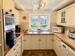 Tresowes Green Cottage