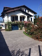 Villa Erresinolettean