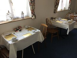 Whiteways Hotel