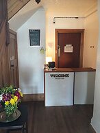 Whiteways Hotel