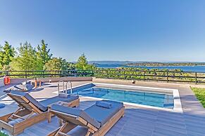 Sea View Villas