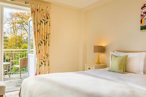 Fermain Valley Hotel