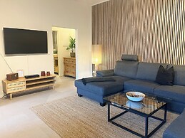 Haus Shiralee