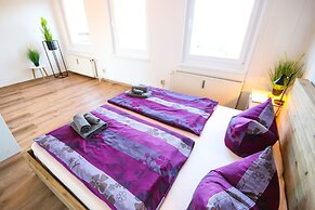 Haus Shiralee