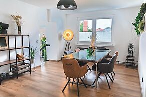 Haus Shiralee