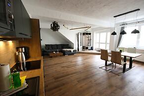 Haus Shiralee