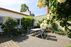 Haus Shiralee
