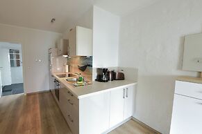 Haus Shiralee