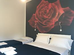 Hotel X