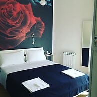 Hotel X