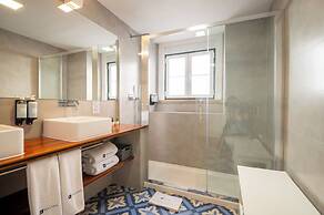 Bica FLH Suites