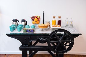 Bica FLH Suites