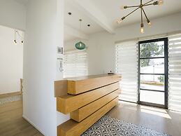 Lila & Co Hotel Boutique