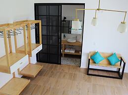 Lila & Co Hotel Boutique