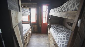 Narakan Hostel