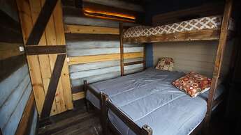 Narakan Hostel