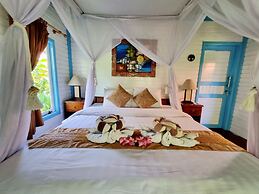 The Akah Cottage