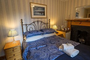 Dionard Guest House