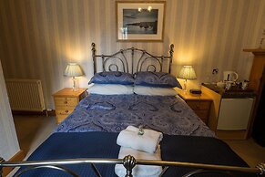 Dionard Guest House