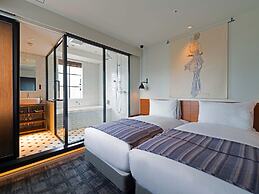 Ebisuholic Hotel
