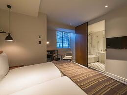 Ebisuholic Hotel