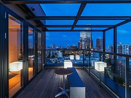 Ebisuholic Hotel