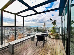 Ebisuholic Hotel