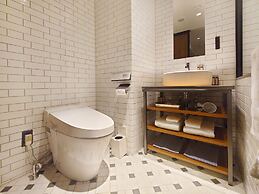 Ebisuholic Hotel