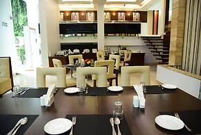 Azurra Hotels