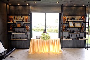 R Photo Hotel