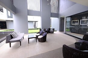 R Photo Hotel