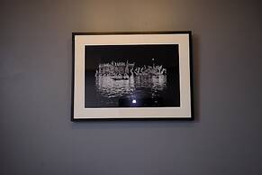 R Photo Hotel