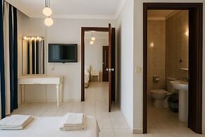 Karadede Hotel