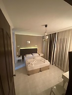 Karadede Hotel