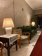 Karadede Hotel