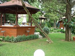 Hotel Baneasa Parc