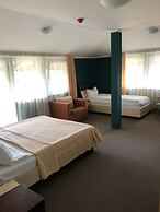 Hotel Baneasa Parc