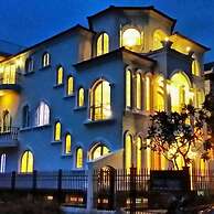 Funny House