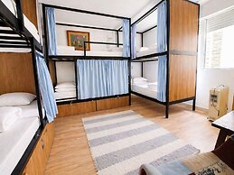 Hostal El Cascabel - Hostel