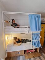 Hostal El Cascabel - Hostel