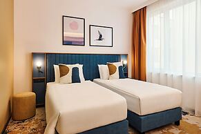 D8 Hotel