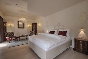 Wellnesshotel ...liebes Rot-Flüh