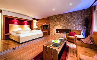 Wellnesshotel ...liebes Rot-Flüh