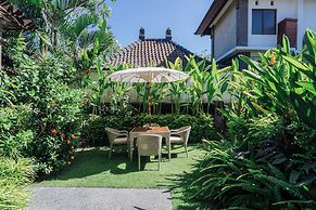 Desa Swan Villas & SPA