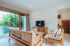 Desa Swan Villas & SPA