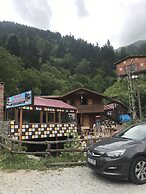 Ayder Selale Dag Evi