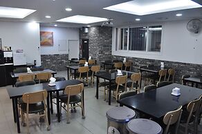 Hound Hotel Sangmu