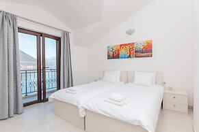 Apartments Miramar