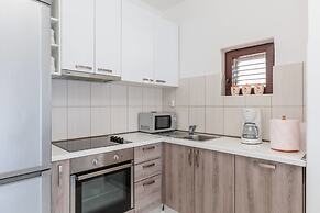Apartments Miramar
