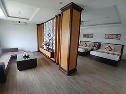 Thai Hoa Riverside Hotel